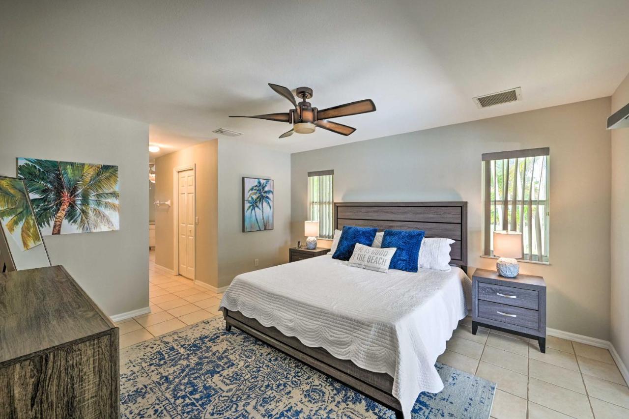 Villa Pet-Friendly Escape With Dock And Kayaks In Cabo Coral Exterior foto